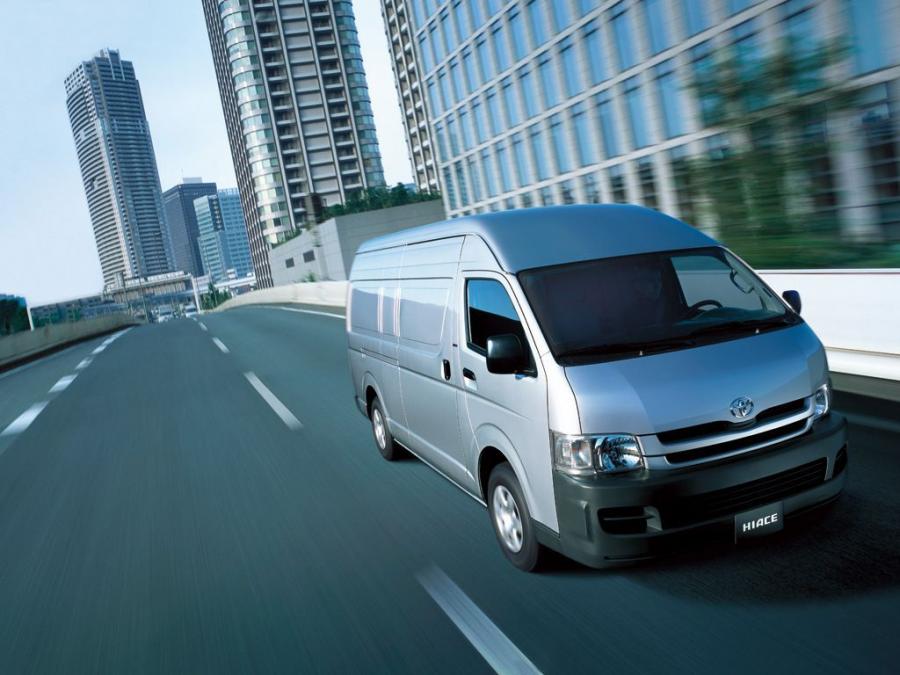  Toyota Hiace Van High Roof 2004 года  (JP) (фото 2 из 5)